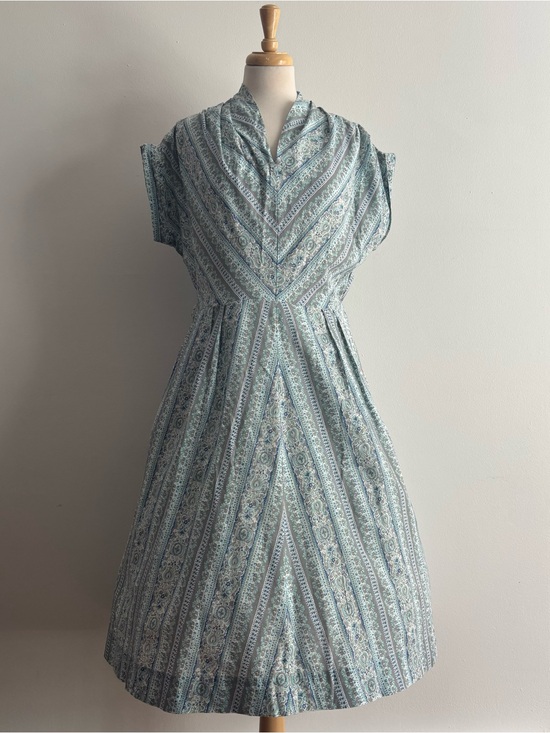 Vintage Dresses & Skirts - Vintage 1950s Blue Bandana Print Short Sleeve Dress / 36 waist